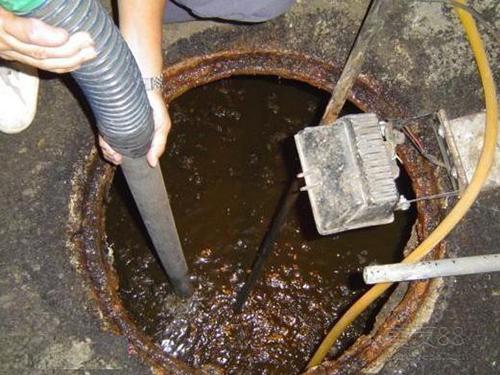 皂市镇隔油池清理